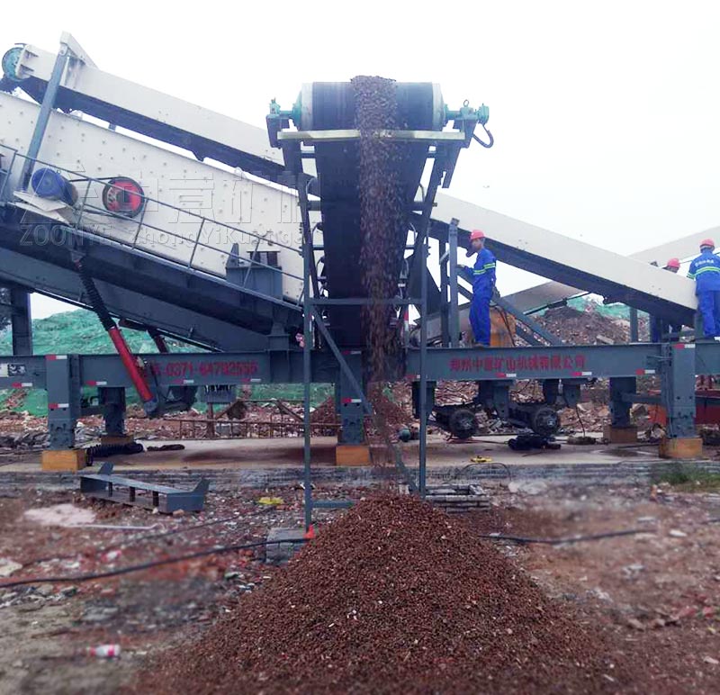 移動破碎機在湖南建筑垃圾處理現場
