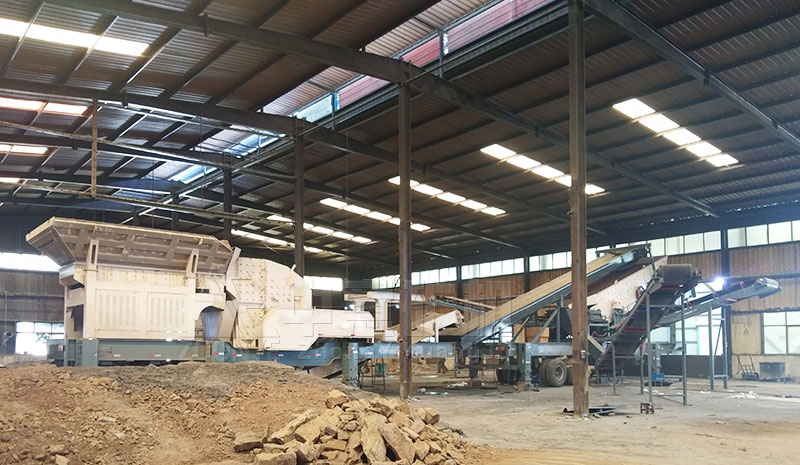 移動式破碎站處理現場