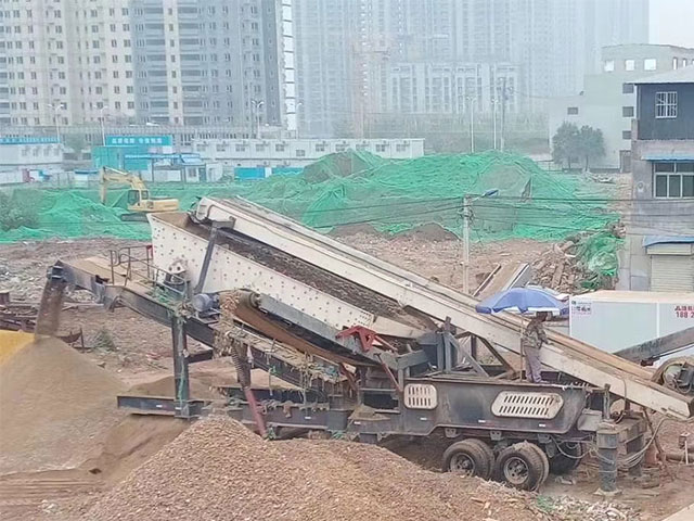 四川成都建筑垃圾回收利用項目引進中意移動式建筑垃圾破碎篩分站