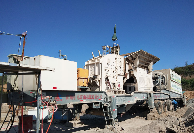 山東移動建筑垃圾處理設備投產現場