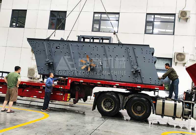 稀油潤滑振動篩.jpg 稀油潤滑振動篩.jpg