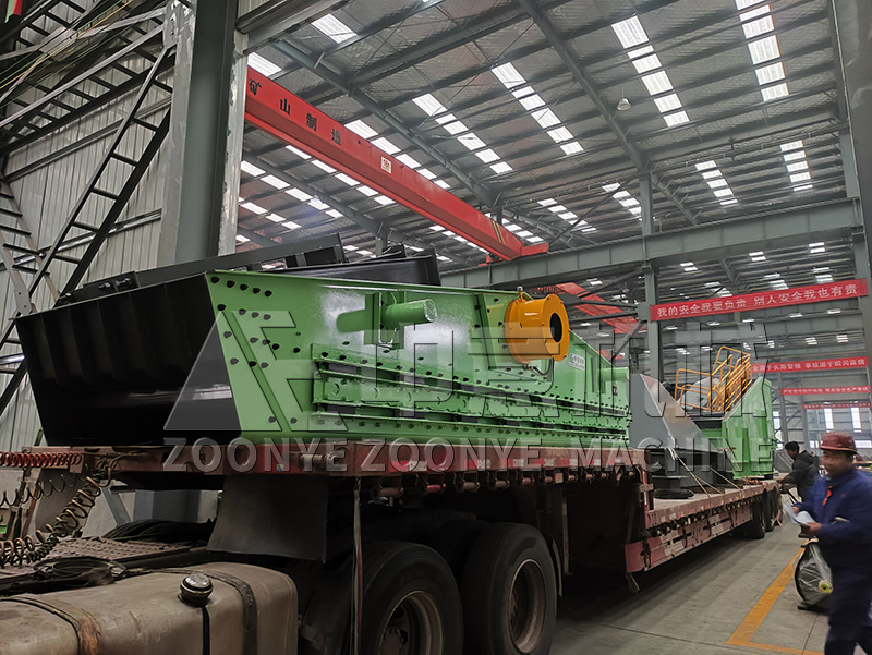 垃圾分揀設(shè)備發(fā)貨現(xiàn)場